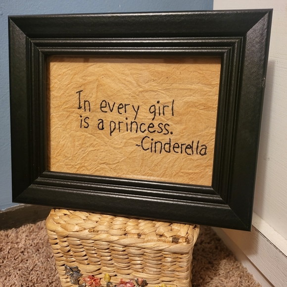 "In Every Girl Is A Princess" -Cinderella - Picture 1 of 1